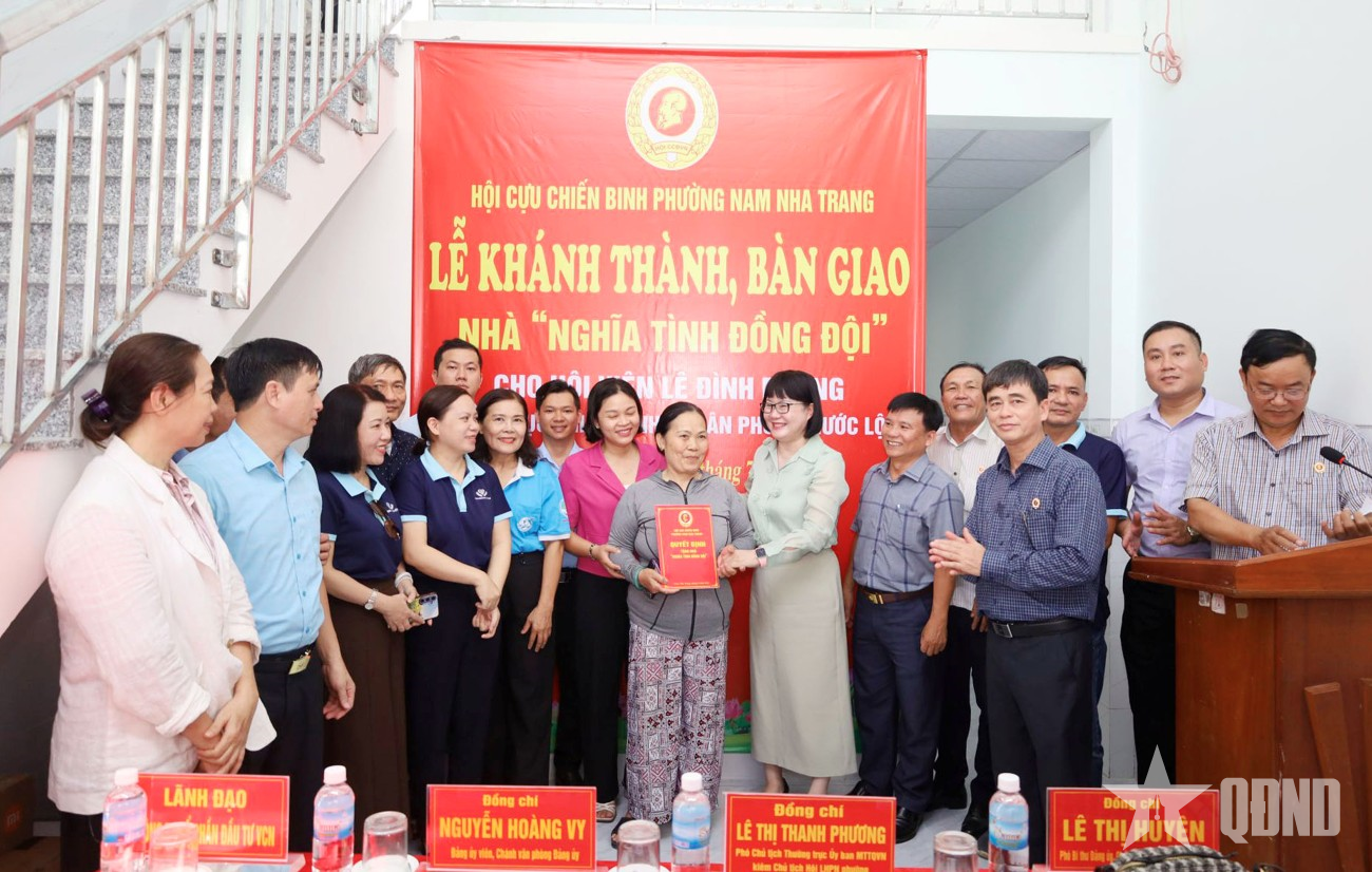 Bàn giao nhà “Nghĩa tình đồng đội” tặng hội viên cựu chiến binh mắc bệnh hiểm nghèo